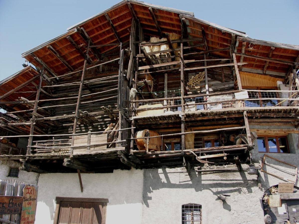 Appartement Au Depart Des Remontees Mecaniques - Briancon Luaran gambar
